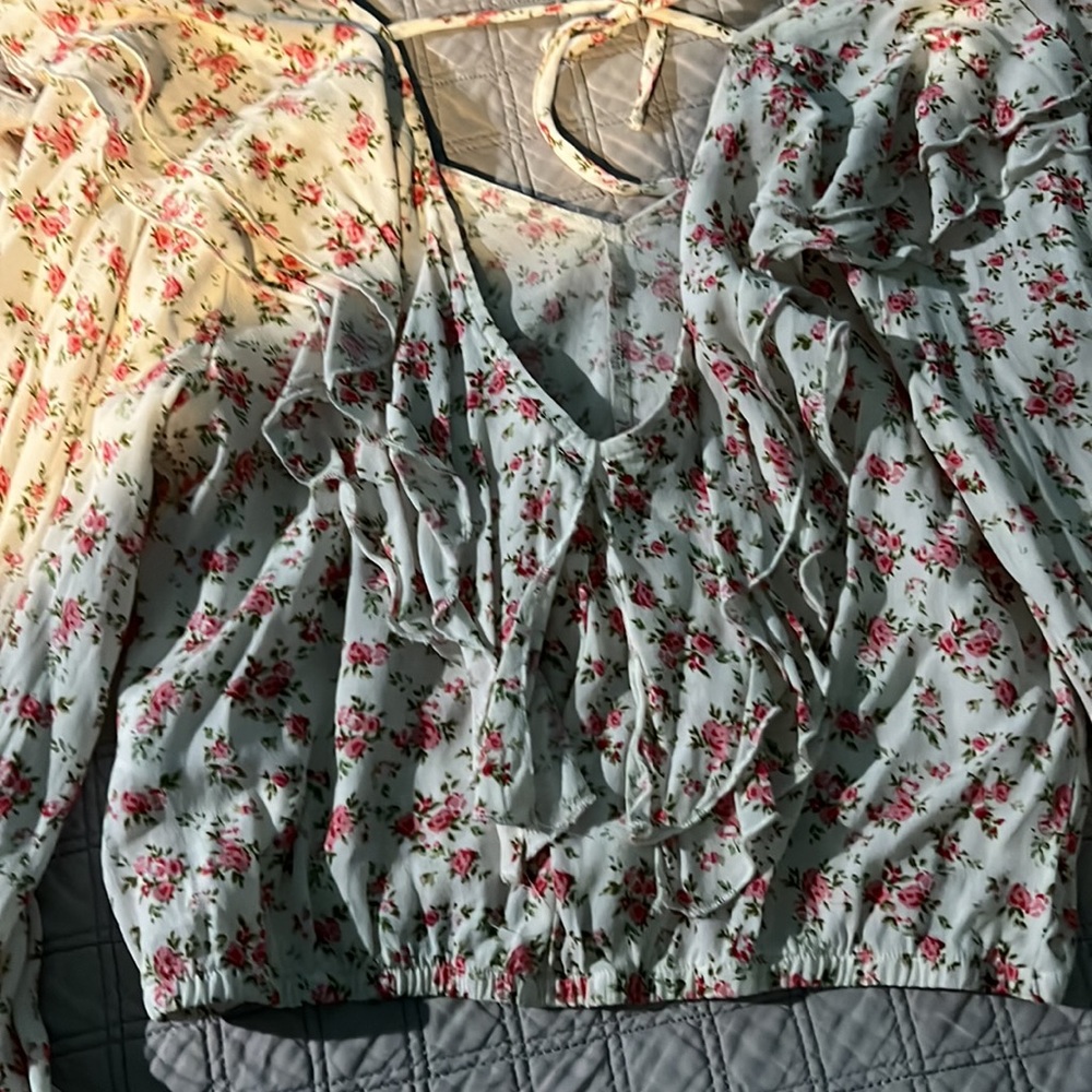 Blouse - Picture 3 of 4